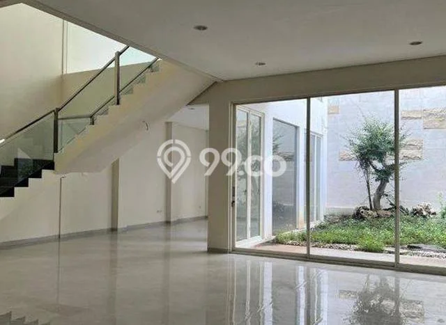 Hunian Mewah LB 500m2 Siap Huni Desain Elegan di Graha, Surabaya Hunian Mewah LB 500m2 Siap Huni Desain Elegan di Graha, Surabaya