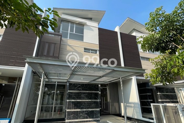 Rumah Mewah LB 358m2 Siap Pakai Desain Elegan di Golf Island, Jakarta Utara Rumah Mewah LB 358m2 Siap Pakai Desain Elegan di Golf Island, Jakarta Utara