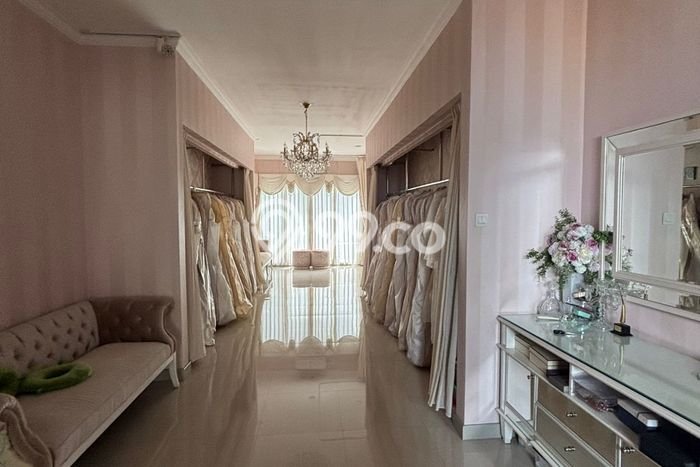 Disewakan Ruko Kawasan Strategis Kawasan Garuda, Luas 214m², Siap Usaha Disewakan Ruko Kawasan Strategis Kawasan Garuda, Luas 214m², Siap Usaha