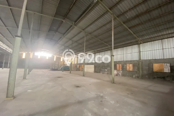 Disewakan Gudang di Kawasan Ramai Wanaherang Luas 1500m2 Disewakan Gudang di Kawasan Ramai Wanaherang Luas 1500m2