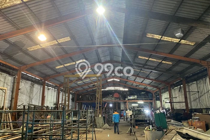 Unit Gudang Paling Strategis di Citeureup Bogor dengan LB 2300m2 Unit Gudang Paling Strategis di Citeureup Bogor dengan LB 2300m2