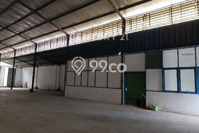 Disewakan Gudang di Kawasan Ramai Holis Cigondewah Luas 480m2 Disewakan Gudang di Kawasan Ramai Holis Cigondewah Luas 480m2