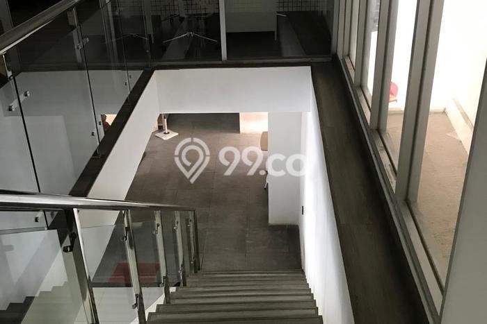 Untuk Dijual Komersial di Cibinong Bogor LT 447m2 / LB 228m2 Untuk Dijual Komersial di Cibinong Bogor LT 447m2 / LB 228m2
