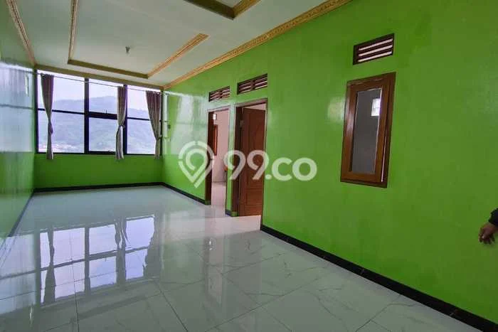 Dijual Rumah 4 Kamar Lokasi Ideal Nyaman dan Strategis di Cimahi Selatan Dijual Rumah 4 Kamar Lokasi Ideal Nyaman dan Strategis di Cimahi Selatan