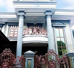 Hunian Elit LB 470m2 Siap Huni Desain Elegan di Condet, Jakarta Timur Hunian Elit LB 470m2 Siap Huni Desain Elegan di Condet, Jakarta Timur