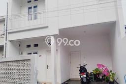 Dijual Hunian Rumah Terawat 3 KT di Condet, Jakarta Timur Dijual Hunian Rumah Terawat 3 KT di Condet, Jakarta Timur