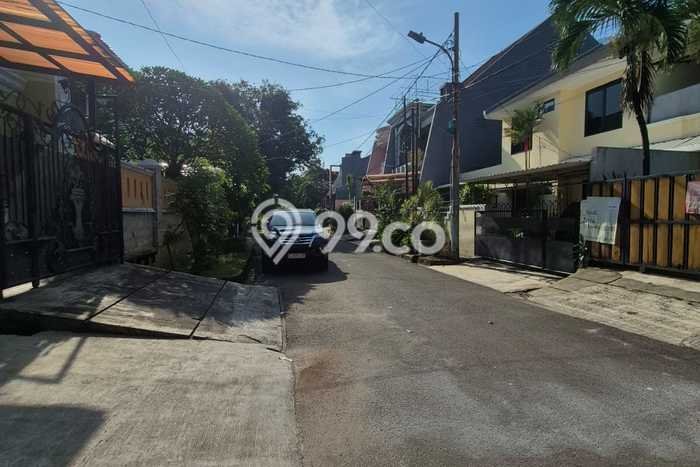 Rumah Elit LB 480m2 Siap Pakai Desain Elegan di Pulomas, Jakarta Timur Rumah Elit LB 480m2 Siap Pakai Desain Elegan di Pulomas, Jakarta Timur