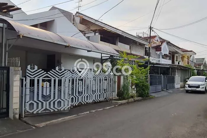 Hunian Elit LB 160m2 Siap Huni Desain Elegan di Kedoya Baru, Jakarta Barat Hunian Elit LB 160m2 Siap Huni Desain Elegan di Kedoya Baru, Jakarta Barat