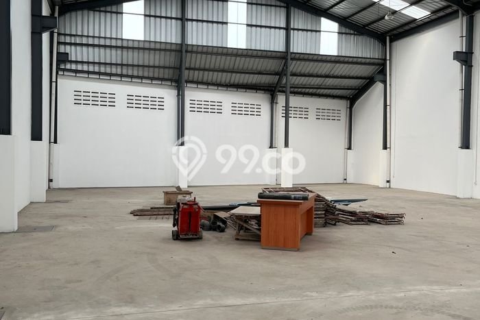 Lokasi Strategis! Dijual Gudang Bisnis di Cipondoh, Tangerang Kondisi Baik Lokasi Strategis! Dijual Gudang Bisnis di Cipondoh, Tangerang Kondisi Baik