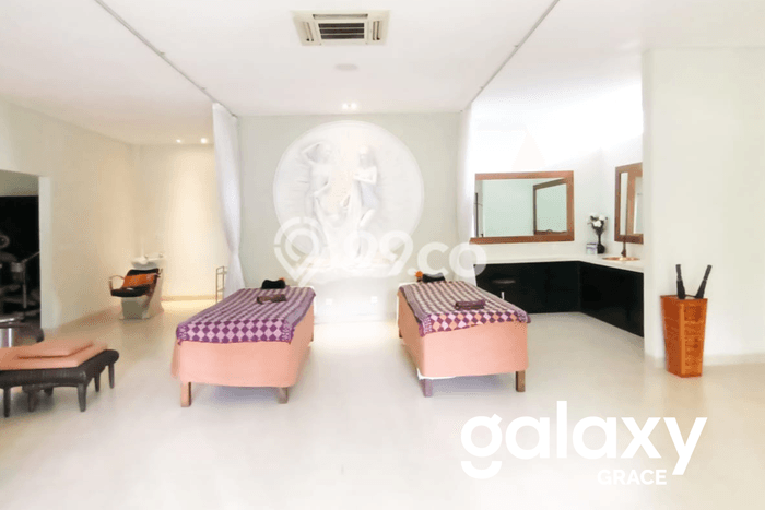 FOR SALE! Vila Kawasan Kediri, Area 19299m2m², Posisi Premium FOR SALE! Vila Kawasan Kediri, Area 19299m2m², Posisi Premium