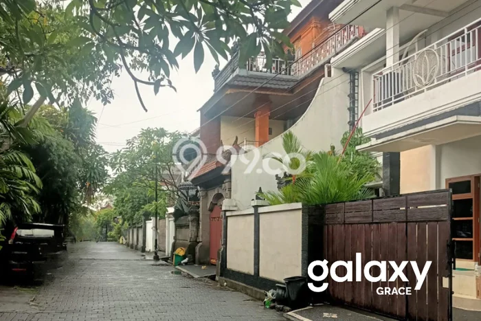 Rumah Elit LB 390m2 Siap Pakai Desain Elegan di Kesiman, Denpasar Rumah Elit LB 390m2 Siap Pakai Desain Elegan di Kesiman, Denpasar
