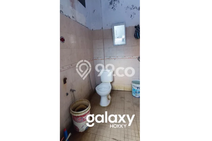 Ruko disewakan di Seminyak Badung dengan luas bangunan 240m2 Ruko disewakan di Seminyak Badung dengan luas bangunan 240m2