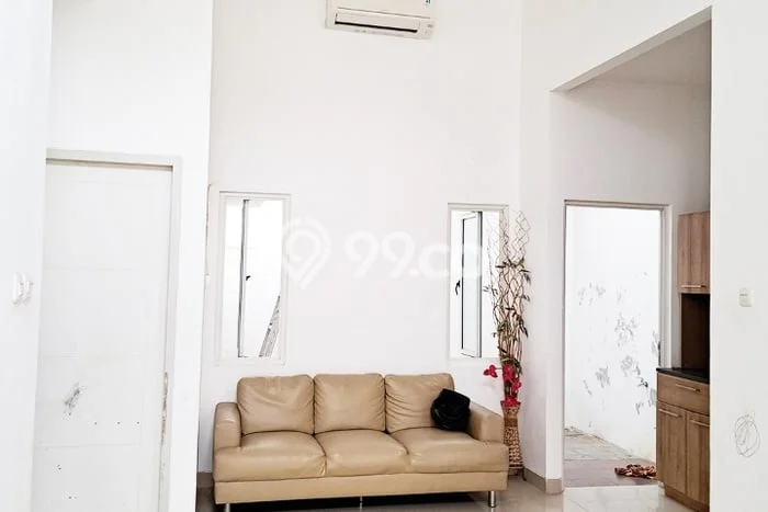 Jual Rumah Strategis Bagus Punya 2 KT di Cisauk Tangerang SHM Jual Rumah Strategis Bagus Punya 2 KT di Cisauk Tangerang SHM