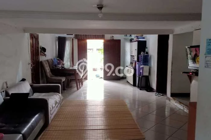 For Sale Rumah 4 Kamar Lokasi Strategis Nyaman dan Strategis di Babakan Ciparay For Sale Rumah 4 Kamar Lokasi Strategis Nyaman dan Strategis di Babakan Ciparay