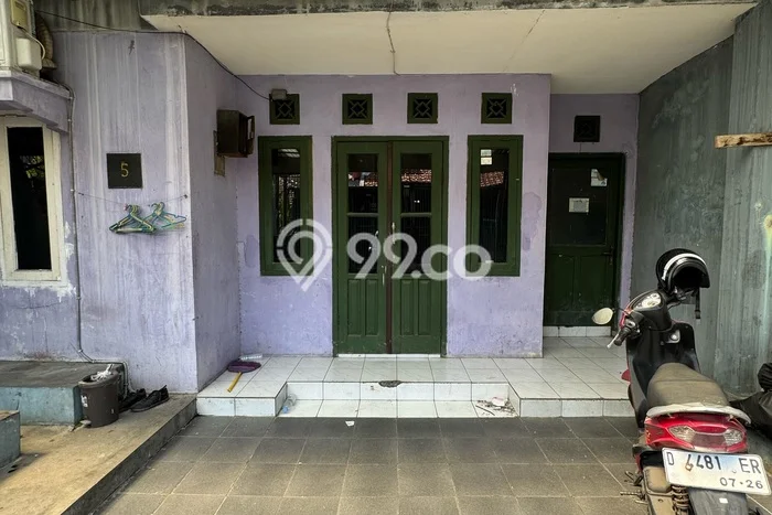 Rumah Kost Dijual Lokasi Lengkong, Bandung, 10 Kamar Tidur, 2 Kamar Mandi, 100m2 Rumah Kost Dijual Lokasi Lengkong, Bandung, 10 Kamar Tidur, 2 Kamar Mandi, 100m2