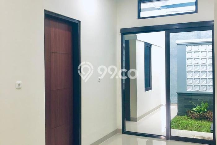 Rumah Modern 3 KT di Sariwangi Bandung Semi Furnished Rumah Modern 3 KT di Sariwangi Bandung Semi Furnished