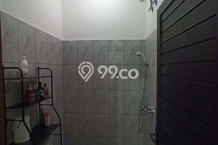 Rumah Minimalis 2 KT di Taman Holis Indah Bandung Semi Furnished Rumah Minimalis 2 KT di Taman Holis Indah Bandung Semi Furnished