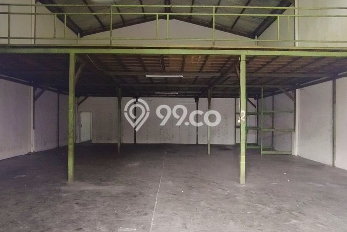 Disewakan Gudang di Kawasan Ramai Kopo Luas 288m2 Disewakan Gudang di Kawasan Ramai Kopo Luas 288m2