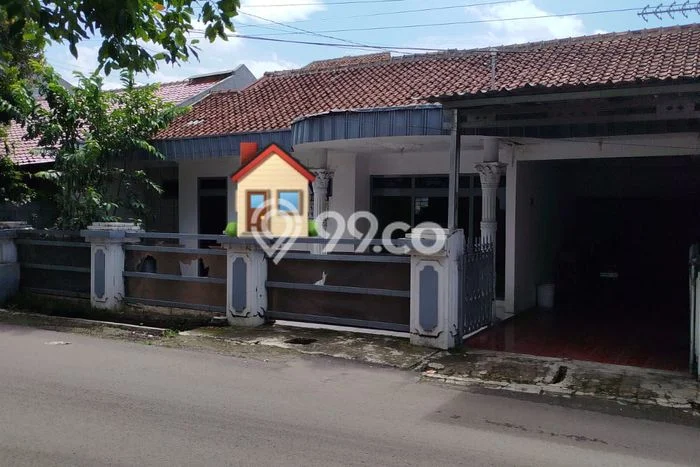 Rumah Minimalis 4 KT LT 168m2 di Buah Batu Rumah Minimalis 4 KT LT 168m2 di Buah Batu