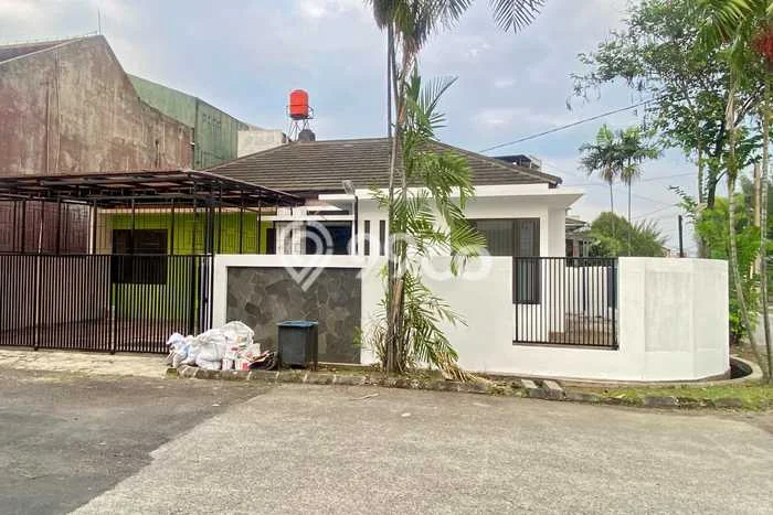 Rumah Luas Asri 3 KT Siap Huni di Soekarno Hatta Bandung Rumah Luas Asri 3 KT Siap Huni di Soekarno Hatta Bandung