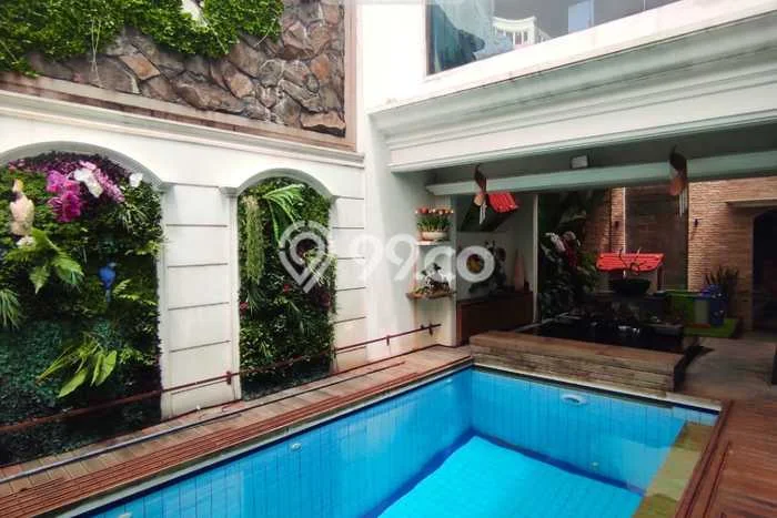 For Sale! Luxury House LT 354m2 Desain Elegan di Sektor 8 - Bintaro For Sale! Luxury House LT 354m2 Desain Elegan di Sektor 8 - Bintaro