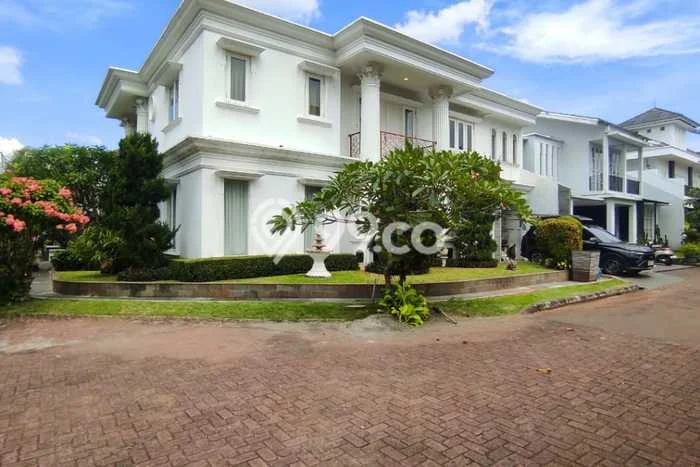 For Sale! Luxury House LT 354m2 Desain Elegan di Sektor 8 - Bintaro For Sale! Luxury House LT 354m2 Desain Elegan di Sektor 8 - Bintaro