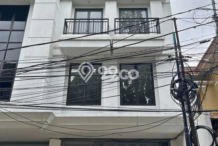 Ruko Bagus Dijual LB 290m2 Lokasi Strategis Jakarta Selatan Area Cocok untuk Bisnis Ruko Bagus Dijual LB 290m2 Lokasi Strategis Jakarta Selatan Area Cocok untuk Bisnis