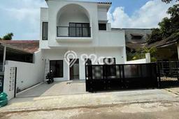 Siap Huni Rumah Mewah 4 Kamar di BSD Dekat ke Mana Saja Siap Huni Rumah Mewah 4 Kamar di BSD Dekat ke Mana Saja