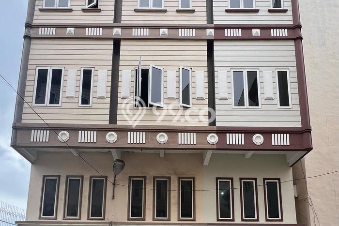 Ruko Area Bisnis di Medan Barat, Luas 300m², Mainroad Ruko Area Bisnis di Medan Barat, Luas 300m², Mainroad