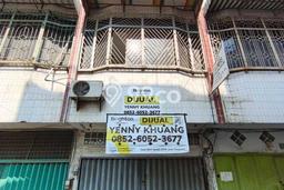 Area Ramai! Ruko Dijual di Medan Tembung untuk Bisnis Luas Bangunan 216m2 Area Ramai! Ruko Dijual di Medan Tembung untuk Bisnis Luas Bangunan 216m2