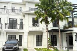 For Sale Rumah Elit Exclusive di Medan Polonia, Medan For Sale Rumah Elit Exclusive di Medan Polonia, Medan