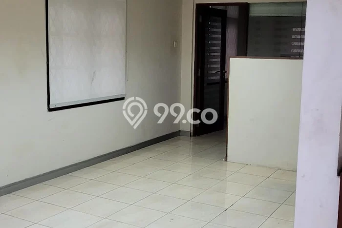 Disewakan Ruko komersial di Medan Kota luas bangunan 250m2 Disewakan Ruko komersial di Medan Kota luas bangunan 250m2