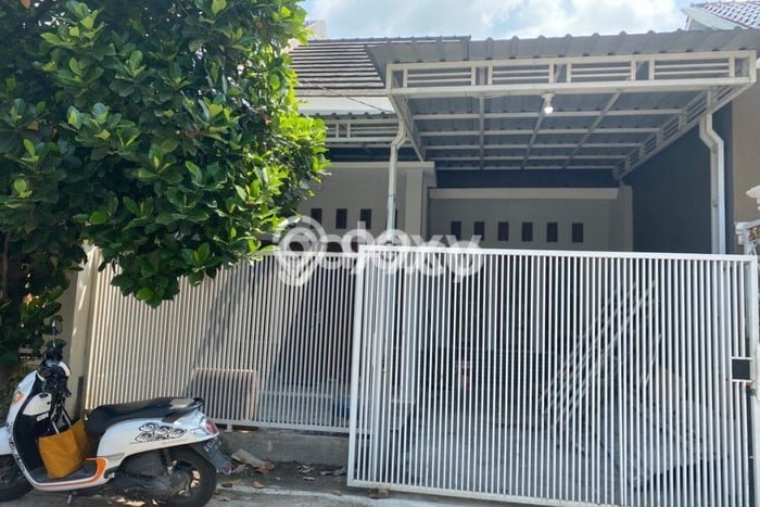 Rumah Strategis Minimalis Lb 60m2 di Kebomas, Gresik Rumah Strategis Minimalis Lb 60m2 di Kebomas, Gresik