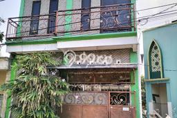 Dijual Rumah 3 Kamar Lokasi Strategis Nyaman dan Strategis di Manyar Dijual Rumah 3 Kamar Lokasi Strategis Nyaman dan Strategis di Manyar