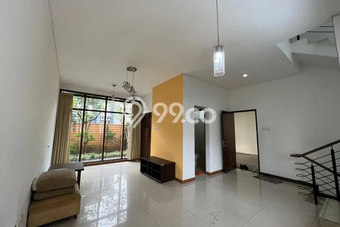 Jarang Ada! Rumah Sewa 4 Kamar Nyaman Siap Huni Setiabudi Jarang Ada! Rumah Sewa 4 Kamar Nyaman Siap Huni Setiabudi
