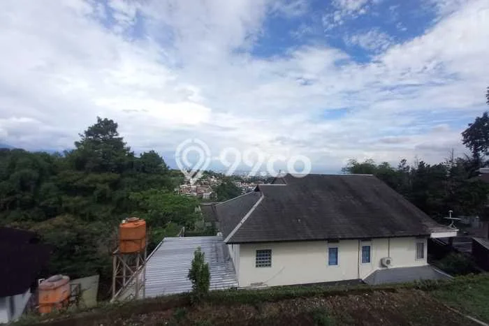 Rumah Luxury Modern Siap Huni di Setiabudi Bandung Rumah Luxury Modern Siap Huni di Setiabudi Bandung