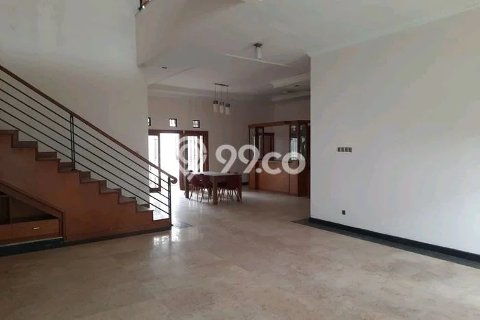 Disewakan Segera Rumah Kondisi Bagus di Area Batununggal, Bandung Disewakan Segera Rumah Kondisi Bagus di Area Batununggal, Bandung