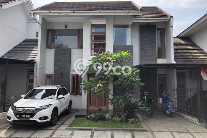 Jual Rumah Bagus Siap Huni LB 170m2 di Andir, Bandung Jual Rumah Bagus Siap Huni LB 170m2 di Andir, Bandung