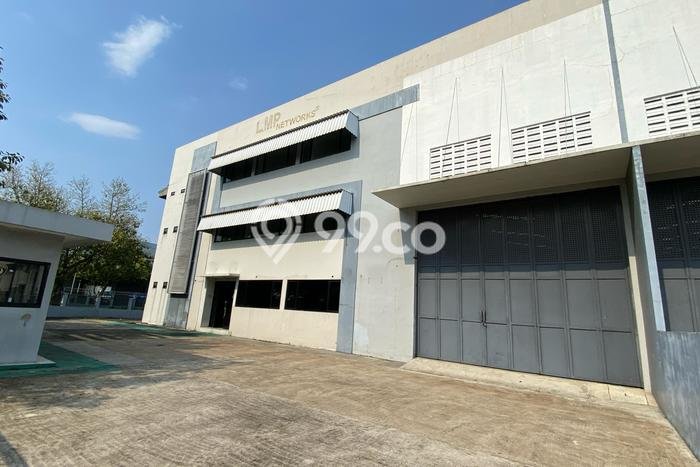 Gudang Disewakan Lokasi Lippo Cikarang Cikarang Harga Spesial! Gudang Disewakan Lokasi Lippo Cikarang Cikarang Harga Spesial!