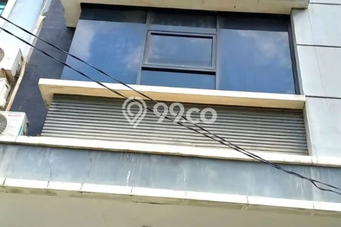 Untuk Dijual! Ruko di Cideng Jakarta Pusat LT 100m2 / LB 300m2 Kawasan Strategis Untuk Dijual! Ruko di Cideng Jakarta Pusat LT 100m2 / LB 300m2 Kawasan Strategis