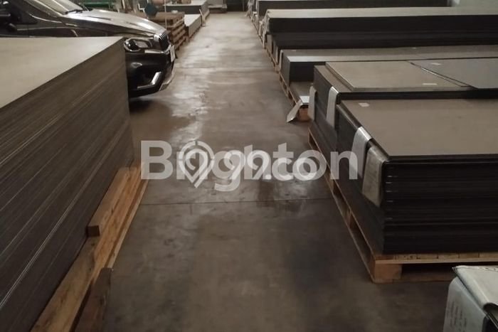 Gudang Dijual di Tangerang LT 477m2 & LB 508m2 Lokasi Terbaik! Gudang Dijual di Tangerang LT 477m2 & LB 508m2 Lokasi Terbaik!