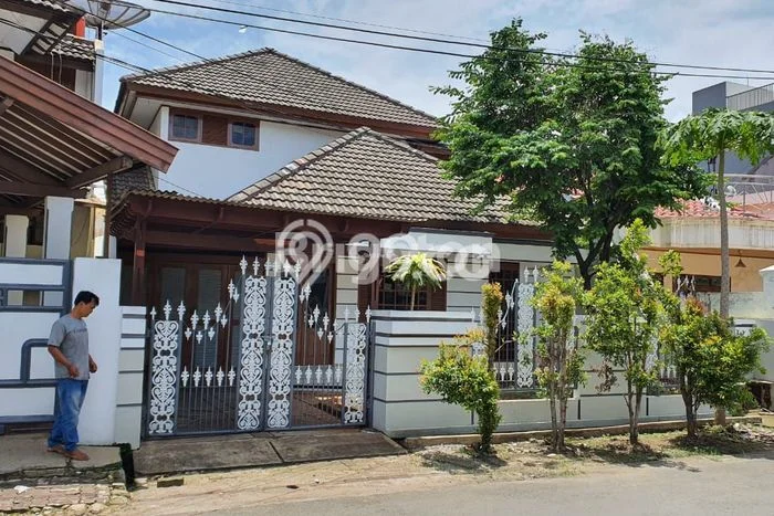 Rumah Elit LB 200m2 Siap Pakai Desain Elegan di Citra Garden, Jakarta Barat Rumah Elit LB 200m2 Siap Pakai Desain Elegan di Citra Garden, Jakarta Barat
