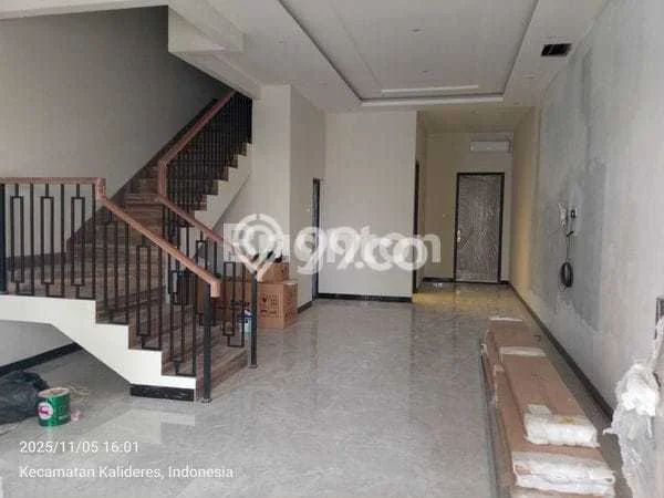 Jual Rumah Eksklusif 2 KT di Pegadungan, Jakarta Barat Jual Rumah Eksklusif 2 KT di Pegadungan, Jakarta Barat