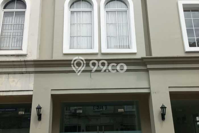 Ruko Dijual di Jakarta Barat LT 65m2 & LB 130m2 Lokasi Terbaik! Ruko Dijual di Jakarta Barat LT 65m2 & LB 130m2 Lokasi Terbaik!