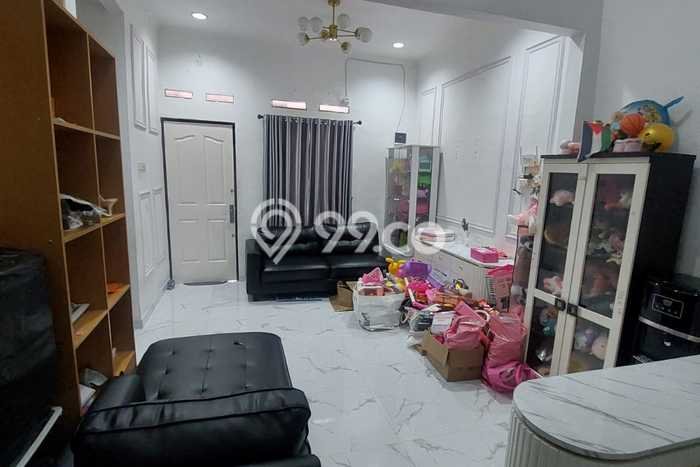 For Sale Rumah 2 Kamar Lokasi Strategis Nyaman dan Strategis di Kemang For Sale Rumah 2 Kamar Lokasi Strategis Nyaman dan Strategis di Kemang