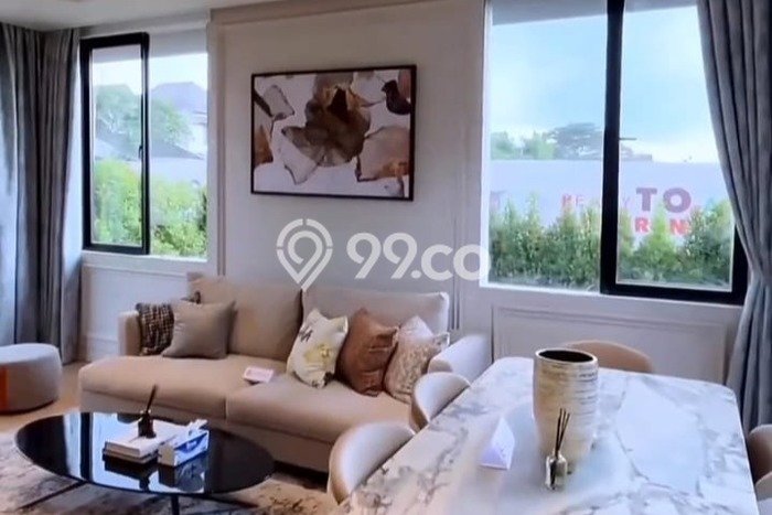Dijual Rumah 4 Kamar Lokasi Ideal Bagus dan Strategis di Lippo Cikarang Dijual Rumah 4 Kamar Lokasi Ideal Bagus dan Strategis di Lippo Cikarang