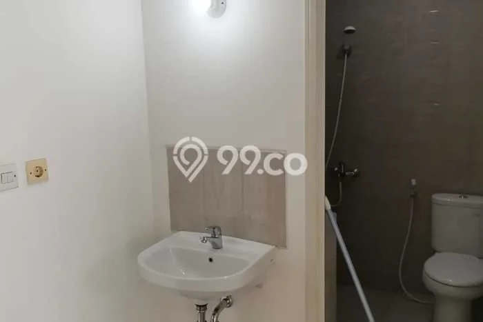 Rumah Minimalis 2 KT di Suvarna Sutera Tangerang Unfurnished Rumah Minimalis 2 KT di Suvarna Sutera Tangerang Unfurnished