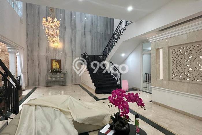 Hunian Elit LB 519m2 Siap Pakai Desain Elegan di Pondok Indah, Jakarta Selatan Hunian Elit LB 519m2 Siap Pakai Desain Elegan di Pondok Indah, Jakarta Selatan
