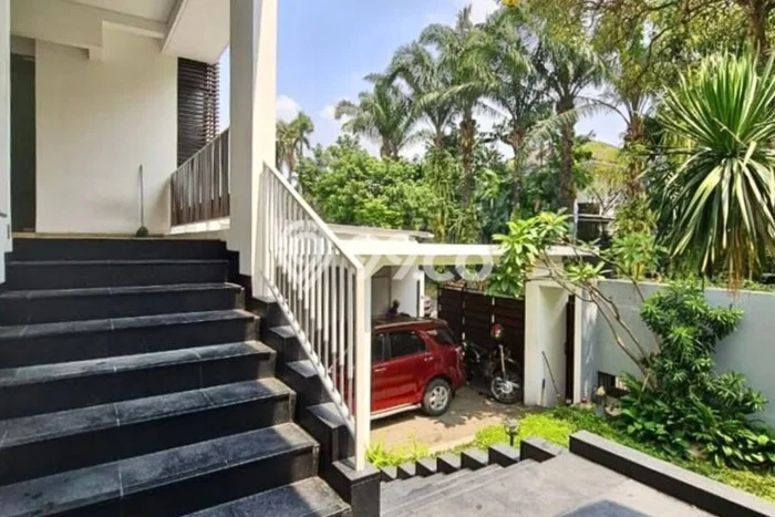 Hunian Elit LB 700m2 Siap Pakai Desain Elegan di Pondok Indah, Jakarta Selatan Hunian Elit LB 700m2 Siap Pakai Desain Elegan di Pondok Indah, Jakarta Selatan