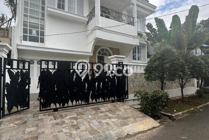 Hunian Elit LB 519m2 Siap Pakai Desain Elegan di Pondok Indah, Jakarta Selatan Hunian Elit LB 519m2 Siap Pakai Desain Elegan di Pondok Indah, Jakarta Selatan